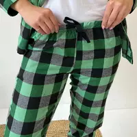Домашні жіночі штани COSY у клітинку зелено/чорні